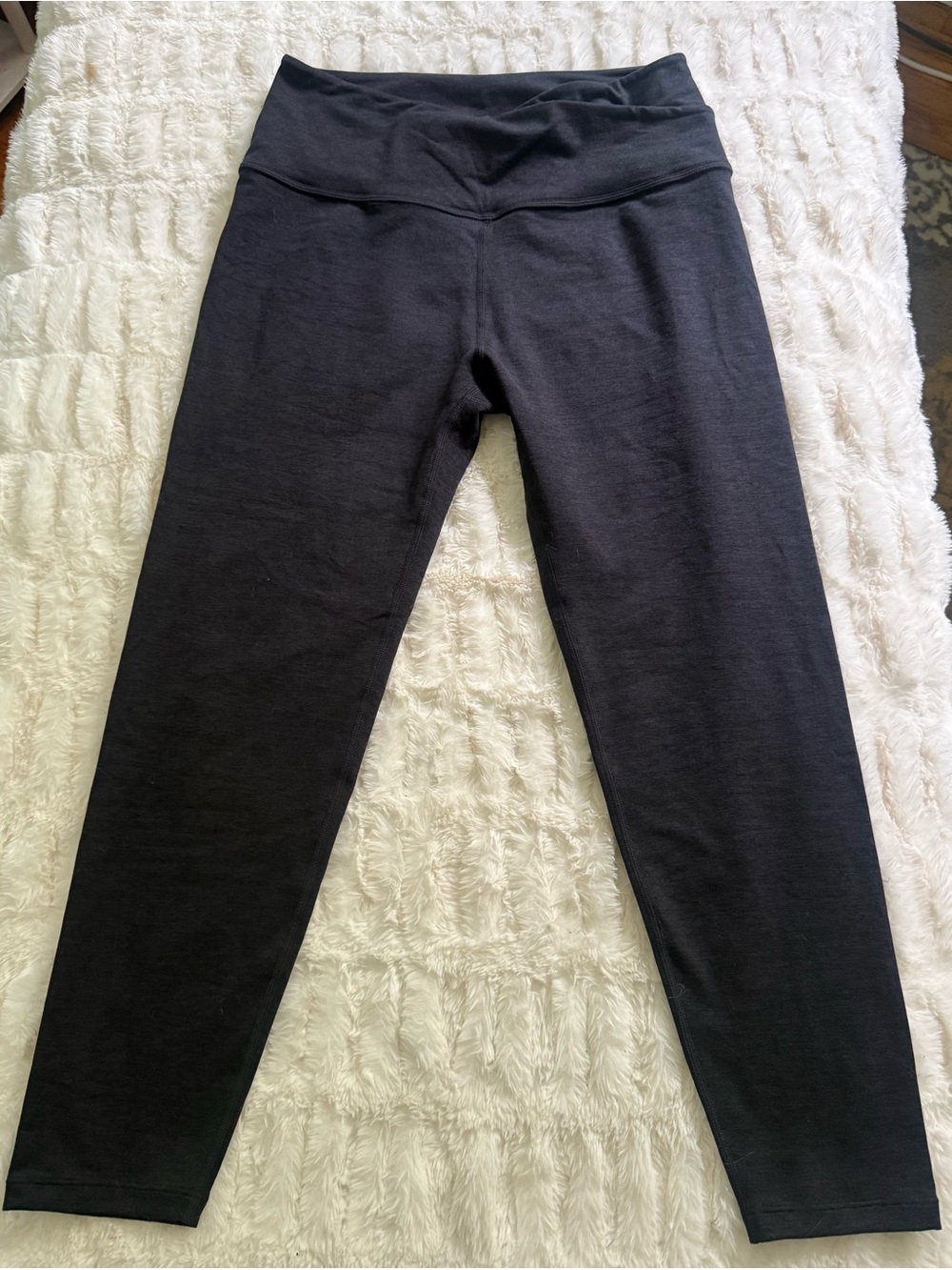 Korye Cropped Yoga Pants
